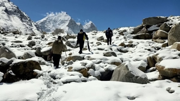 उत्तराखंड : ट्रैक पर गए 4 ट्रैकर्स की मौत की सूचना, 18 अभी भी फंंसे, रेस्क्यू टीम रवाना