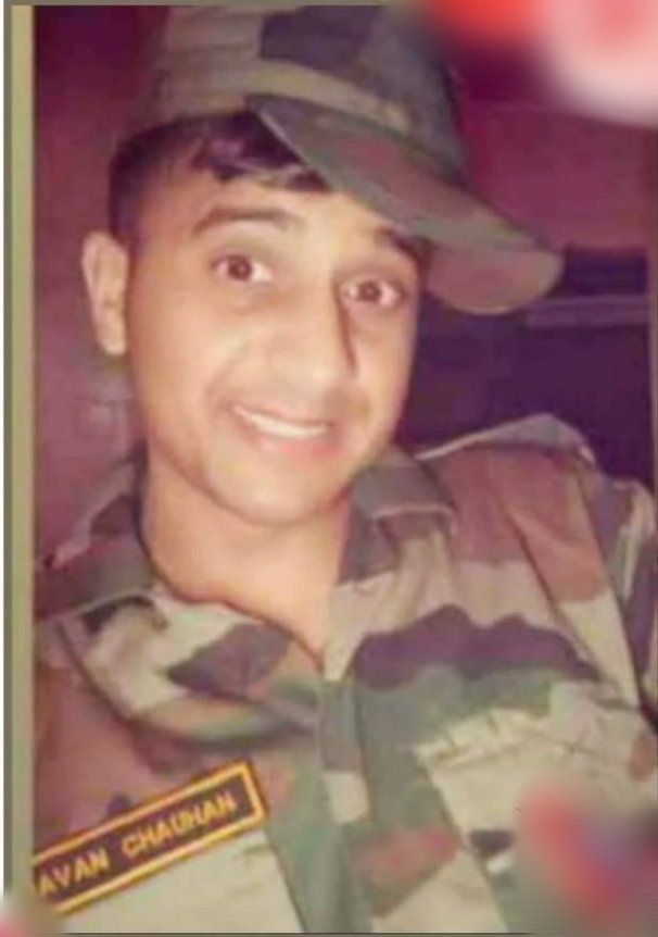 लेह-लद्दाख बॉर्डर पर तैनात उत्तरकाशी का सैनिक शहीद, सीएम धामी ने जताया दुख