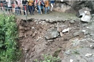 प्रकृति से लडकर कोई आज तक जीत नहीं सका