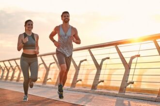 रनिंग के दौरान इतनी होनी चाहिए आपकी हार्ट बीट, ज्यादा बढ़े तो हो जाएं सावधान