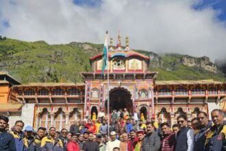 श्री बदरीनाथ -केदारनाथ मंदिर समिति ने धूमधाम से मनाया स्वतंत्रता दिवस