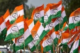 पूरा राज्य आपदा की चपेट में और पांचों सांसद गायब – कांग्रेस