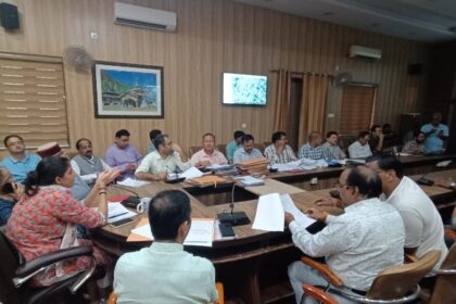 डीएम ने वार्डों के नये परिसीमन पर सुनीं आपत्तियां