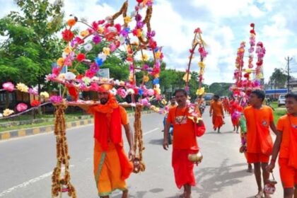 कांवड़िए अपने आचरण को प्रेरक बनाएं