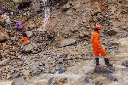 आपदा में फंसे नौ हजार श्रद्धालुओं को निकाला सकुशल