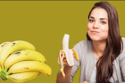 आपके यूरिक एसिड को कम कर सकता है केला, जानें कब और कैसे खाना है सही