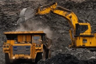 धामी सरकार को खनन से हो रही खूब आमदनी, टूट रहे पुराने रिकॉर्ड