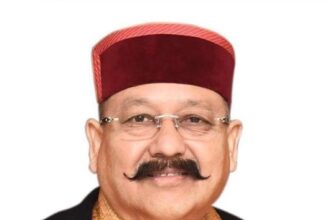 केदारघाटी में युद्ध स्तर पर जारी है सड़कों को खोलने का काम- महाराज