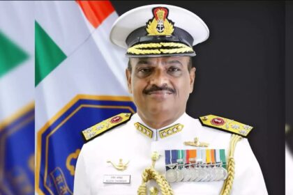 वाइस एडमिरल राजेश धनखड़ ने प्रोजेक्ट सीबर्ड के महानिदेशक का कार्यभार संभाला
