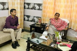 स्पीकर ऋतु खण्डूडी ने आवारा पशुओं व स्ट्रीट लाइट के मुद्दे पर जरूरी कदम उठाने को कहा