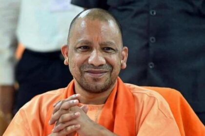 क्या योगी जी ने पासा पलट दिया?