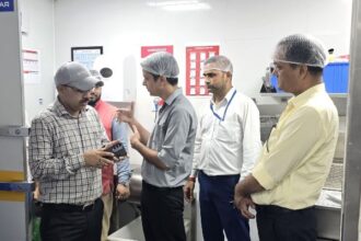 देहरादून में नामी खाद्य प्रतिष्ठानों पर छापेमारी, होटल, रेस्तरां, आउटलेट और शिक्षण संस्थानों के किचन से सैंपलों की जांच