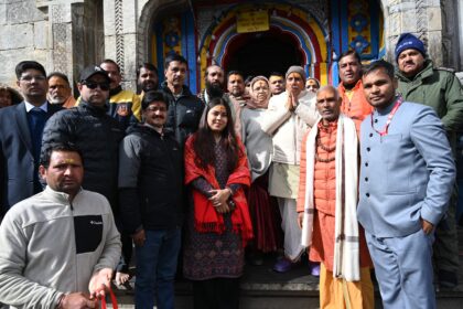 राज्यपाल डॉ. ढाल सिंह बिसेन ने किए बाबा केदारनाथ के दर्शन