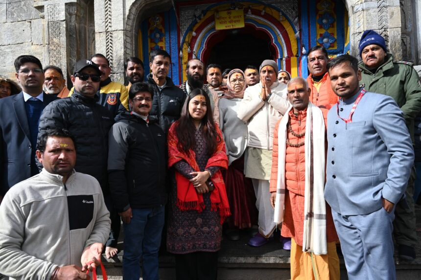 राज्यपाल डॉ. ढाल सिंह बिसेन ने किए बाबा केदारनाथ के दर्शन