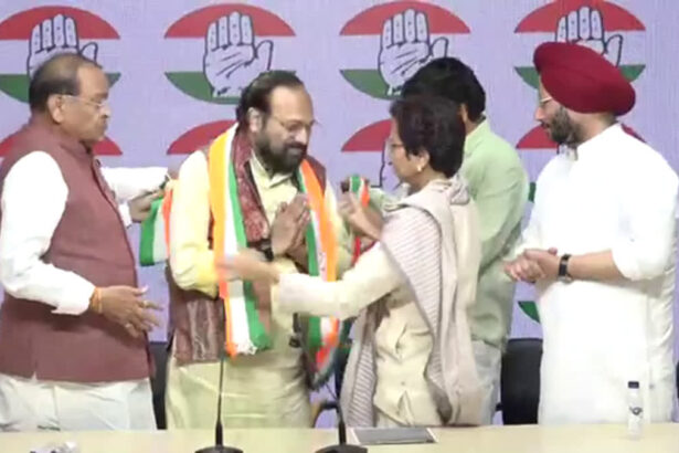 चुनाव से पहले भाजपा को बड़ा झटका, रामशरण नौटियाल कांग्रेस में शामिल