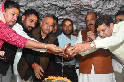 दून में टपकेश्वर मंदिर में पूजा-अर्चना के साथ कांग्रेस की न्याय यात्रा हुई शुरू