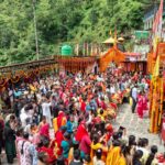 सिद्धपीठ कालीमठ में उमड़ा आस्था का सैलाब, दस कुंतल फूलों से सजा मां का दरबार