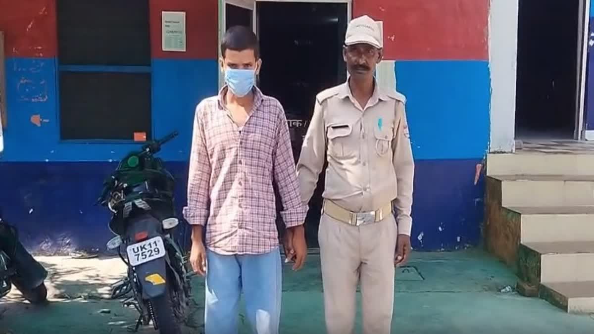 दिनदहाड़े युवक पर फायरिंग करने का आरोपी गिरफ्तार, दूसरे की तलाश जारी